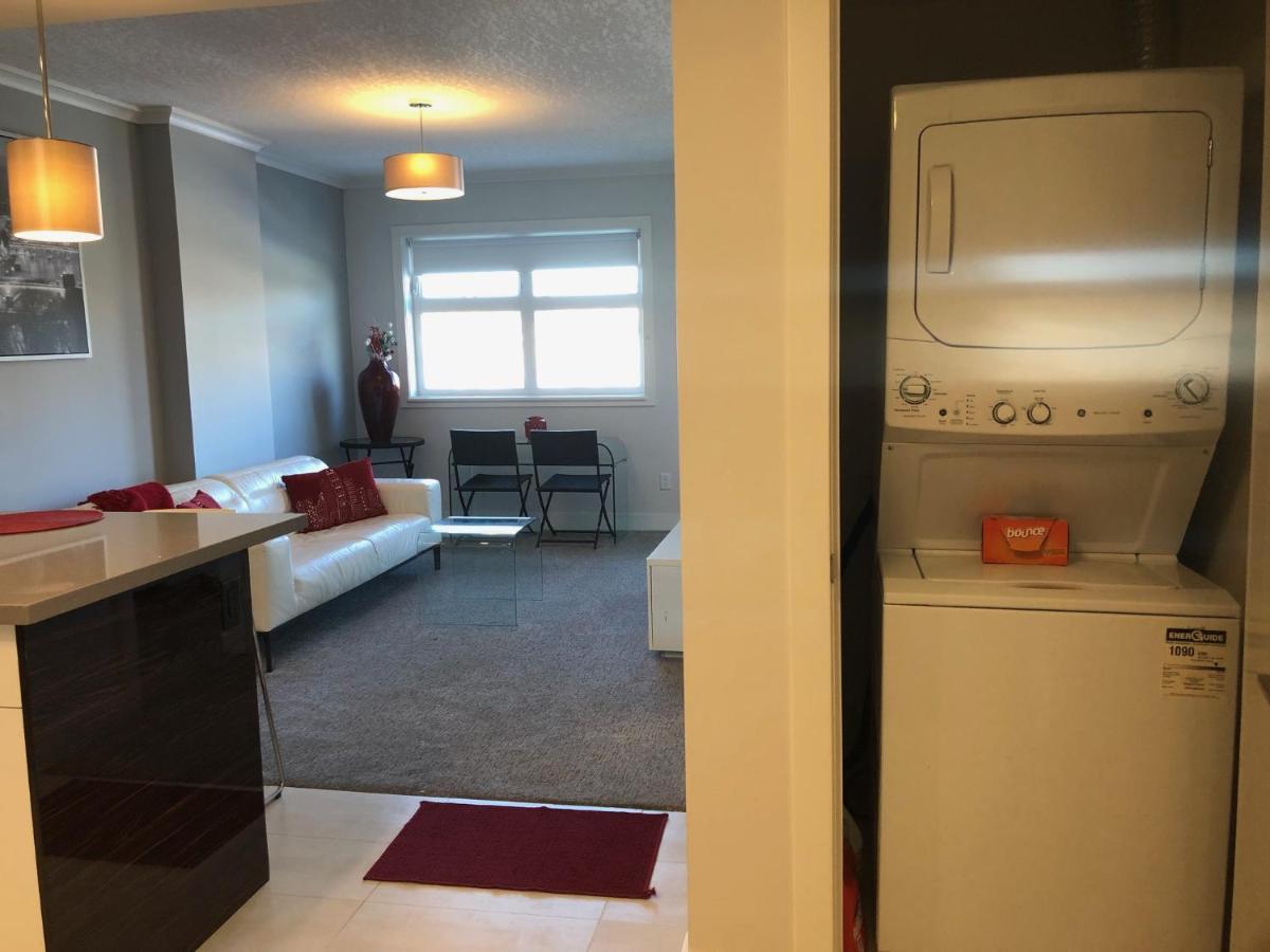 Amicable, Cozy, High Speed Internet, Sleeps 2 Riverview Downtown Apartment YYC Exterior foto